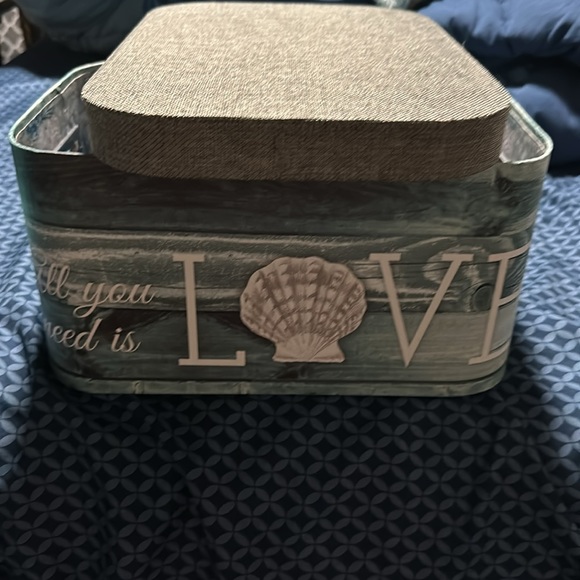 Seashell Container - Picture 4 of 4